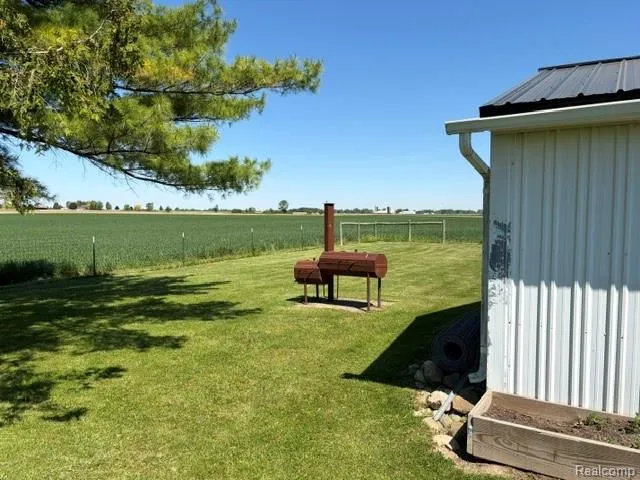 4815 Loree Road Deckerville Village, MI 48427