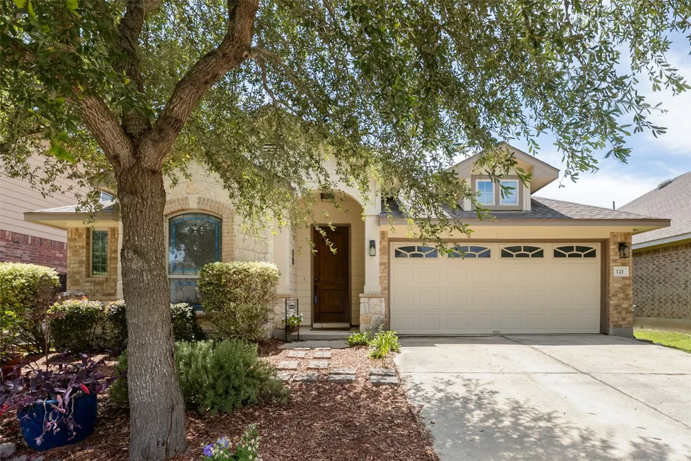 121 Pincea Place San Marcos, TX 78666