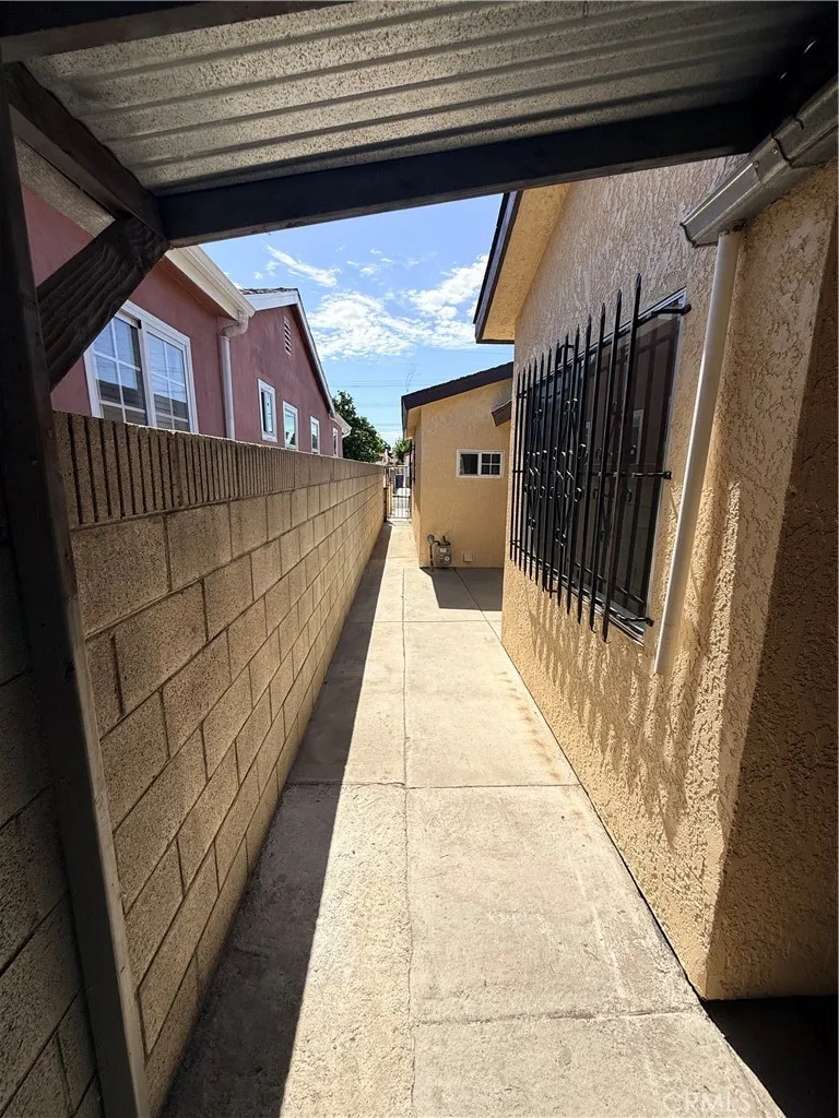 15120 Bellota Ave Paramount, CA 90723