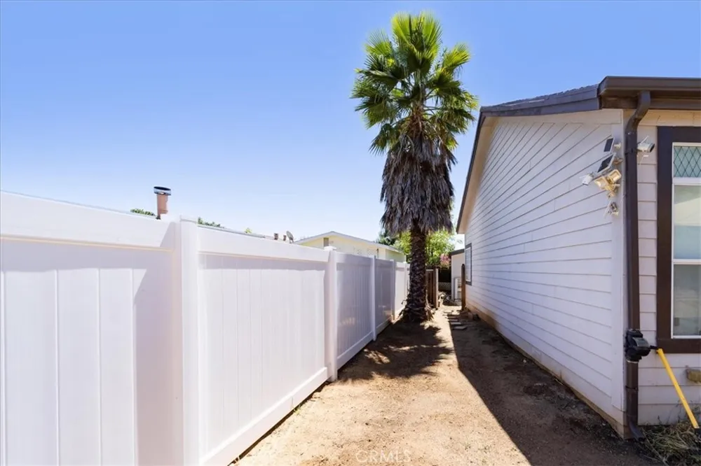 34159 Olive Grove Road Wildomar, CA 92595