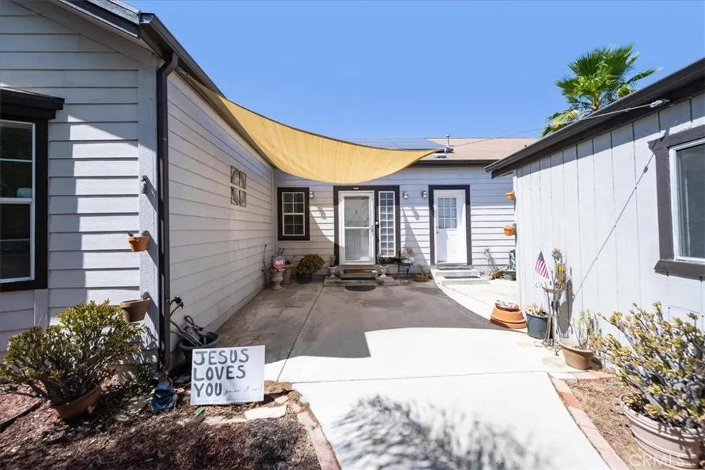 34159 Olive Grove Road Wildomar, CA 92595