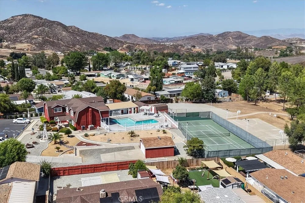 34159 Olive Grove Road Wildomar, CA 92595