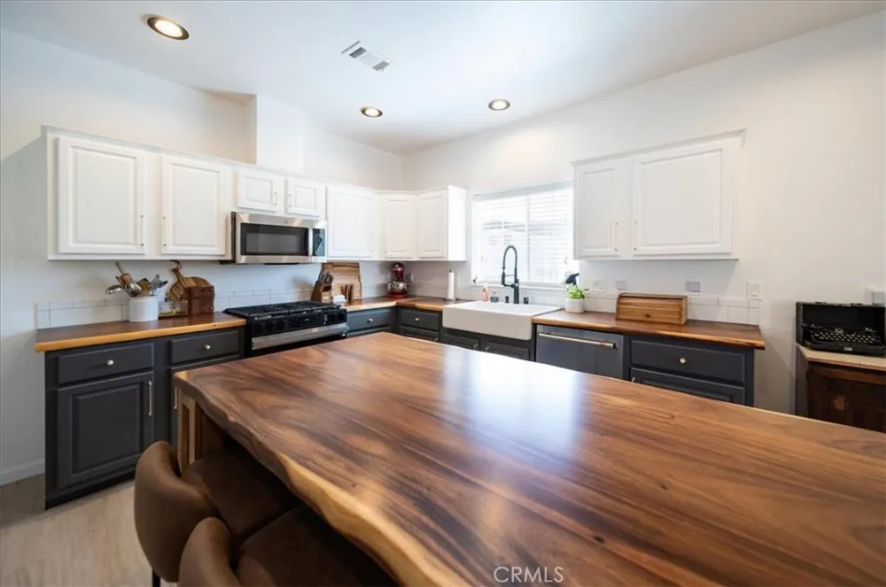 34159 Olive Grove Road Wildomar, CA 92595