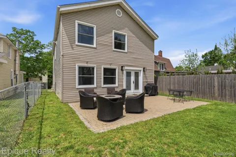 72 North Shore Drive