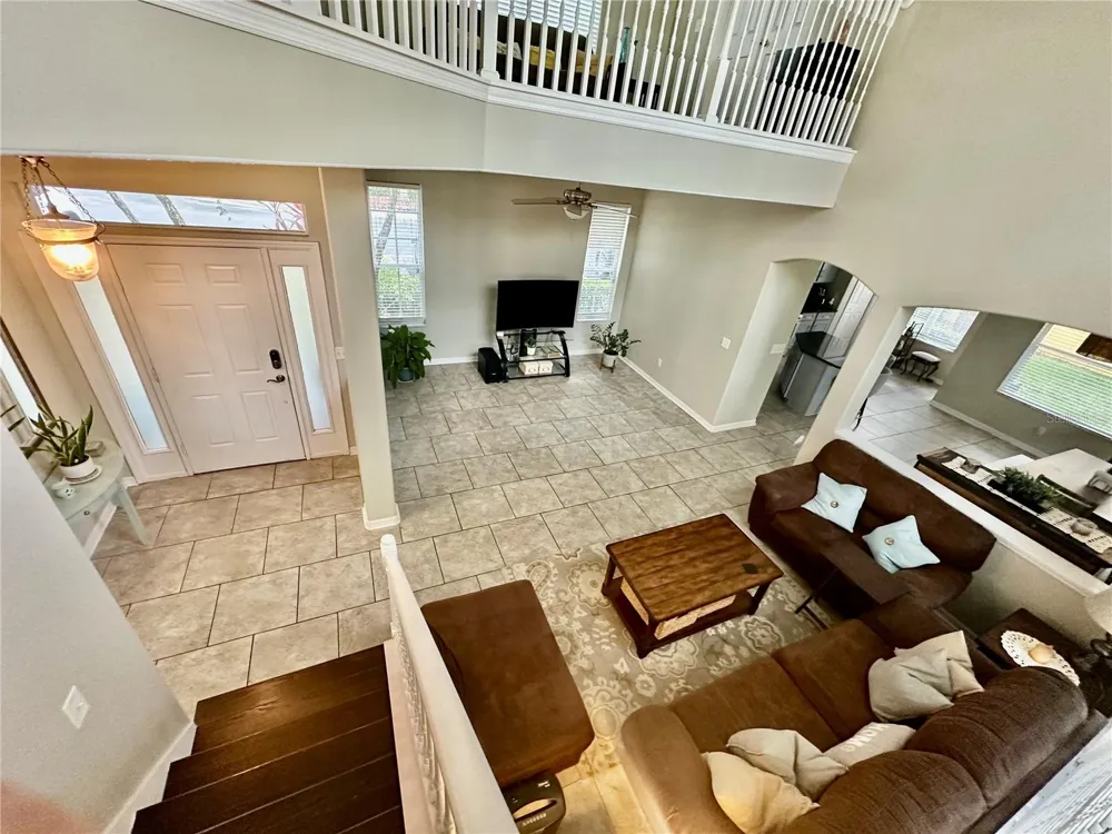 12014 DEACONS CROFT LANE Tampa, FL 33626
