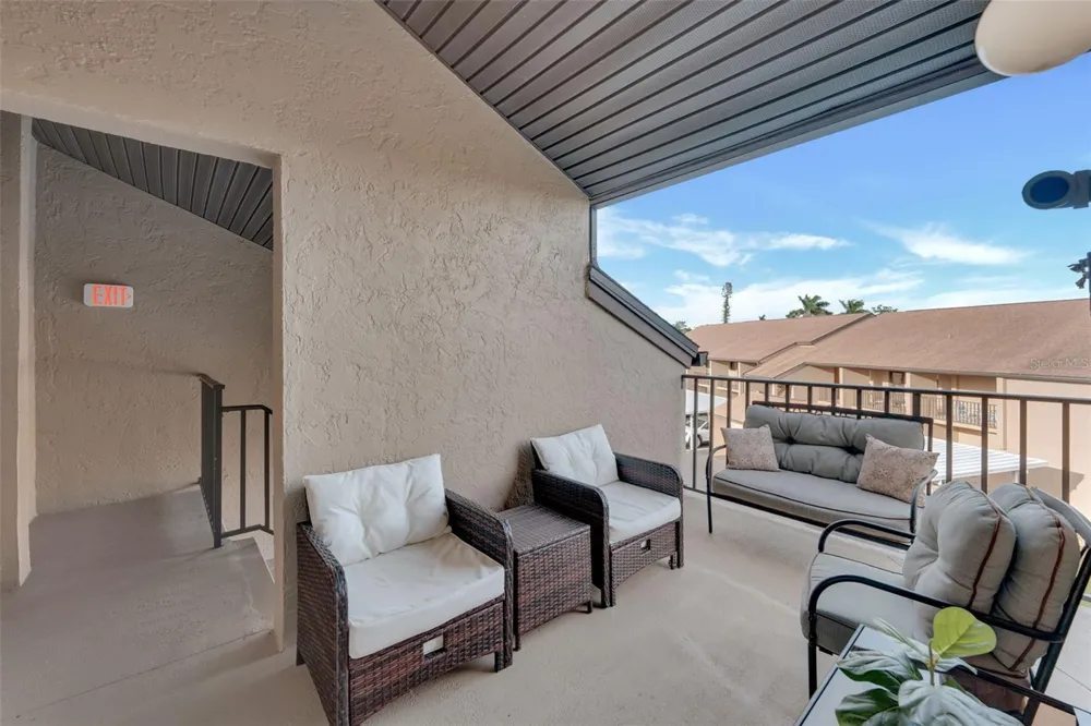 15761 WINDWARD WAY CIRCLE #3302 Fort Myers, FL 33908