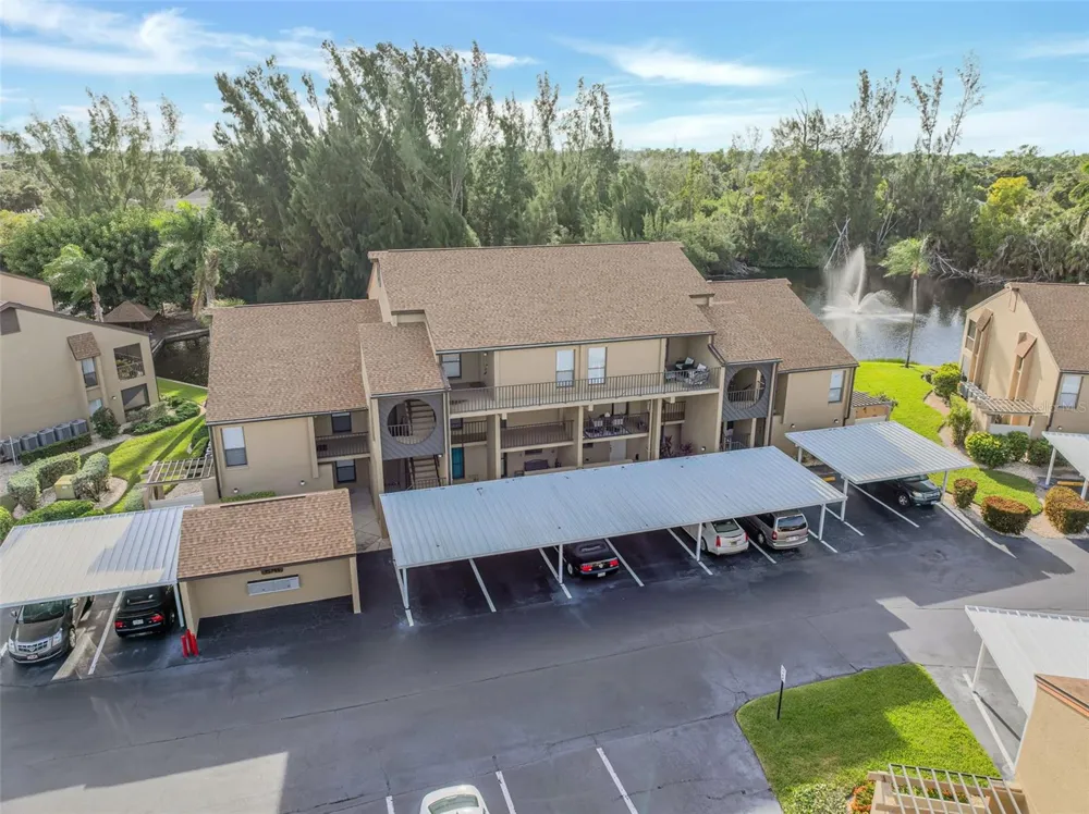 15761 WINDWARD WAY CIRCLE #3302 Fort Myers, FL 33908