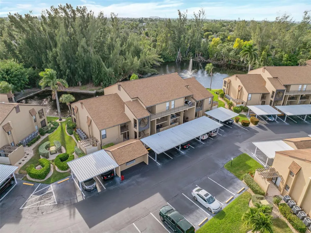 15761 WINDWARD WAY CIRCLE #3302 Fort Myers, FL 33908