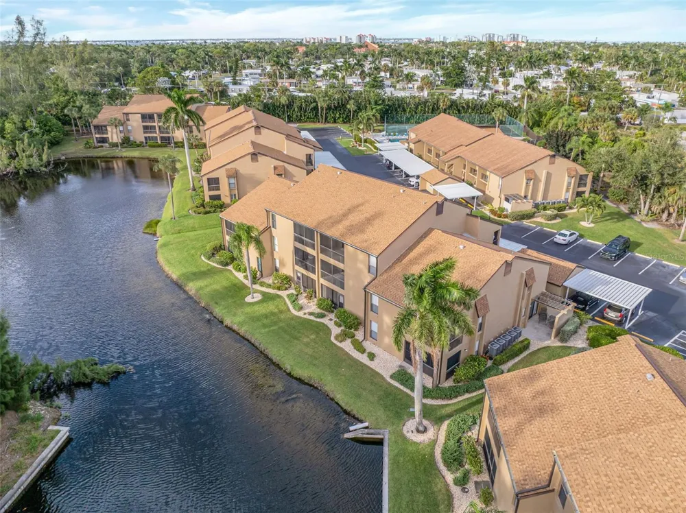 15761 WINDWARD WAY CIRCLE #3302 Fort Myers, FL 33908