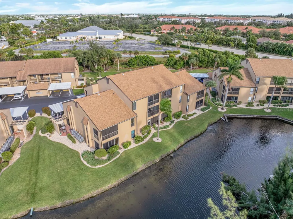 15761 WINDWARD WAY CIRCLE #3302 Fort Myers, FL 33908