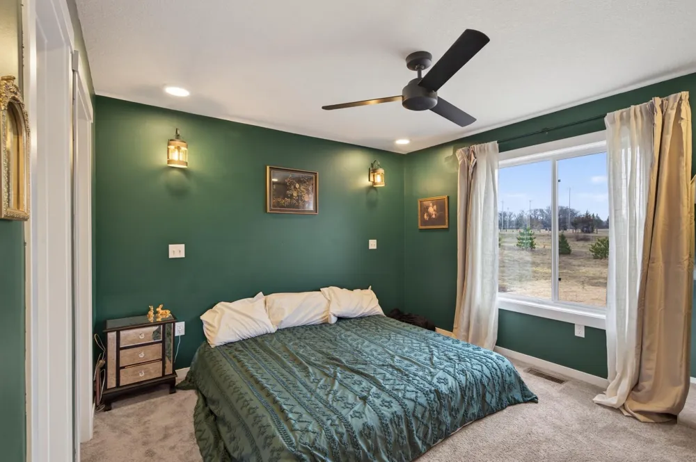 18753 Orchid Street NW Oak Grove, MN 55303
