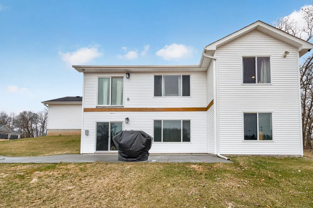 18753 Orchid Street NW Oak Grove, MN 55303