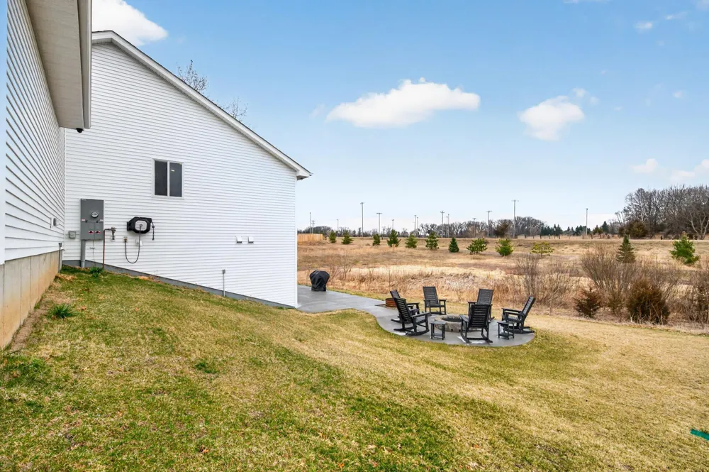 18753 Orchid Street NW Oak Grove, MN 55303