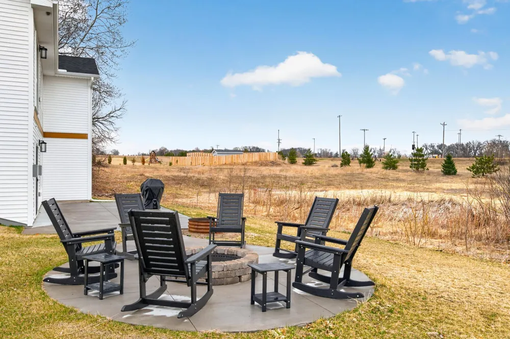 18753 Orchid Street NW Oak Grove, MN 55303