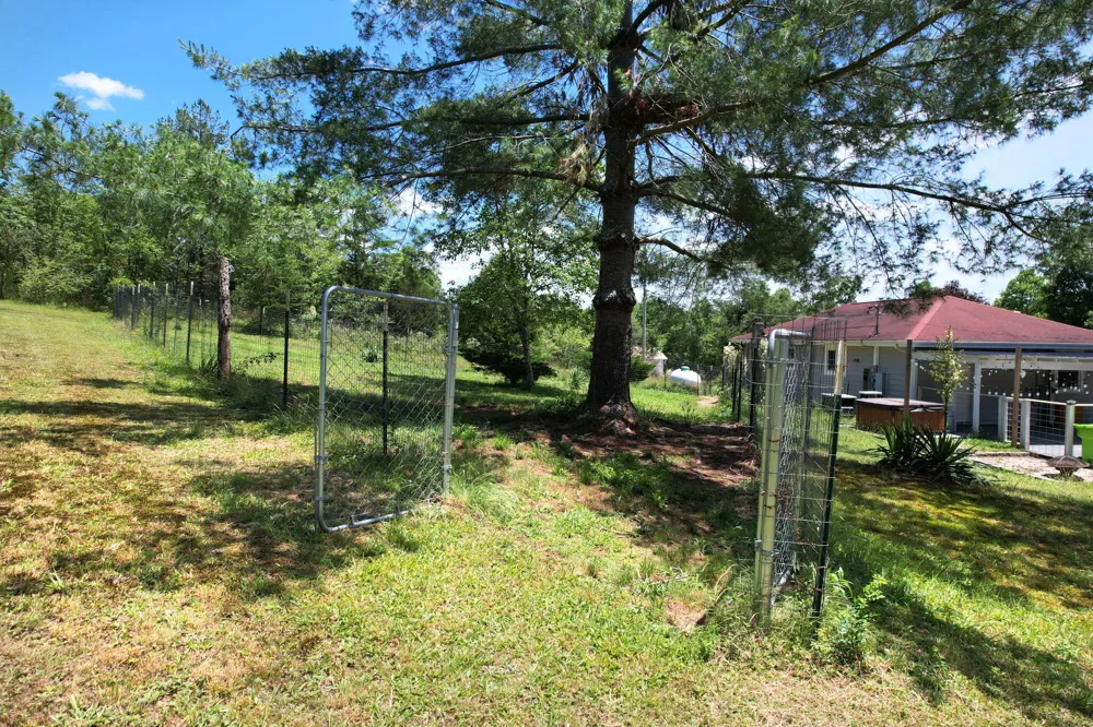 10780 Tennessee 68 Grandview, TN 37337