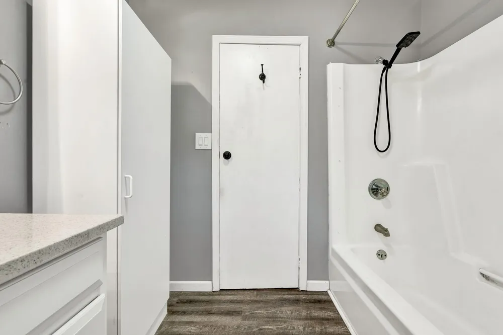10780 Tennessee 68 Grandview, TN 37337