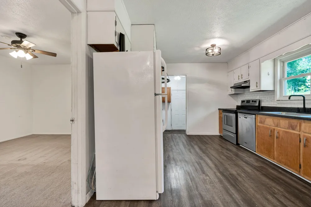 10780 Tennessee 68 Grandview, TN 37337