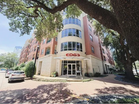 300 St Joseph Parkway #412