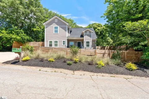 3 Deering Street