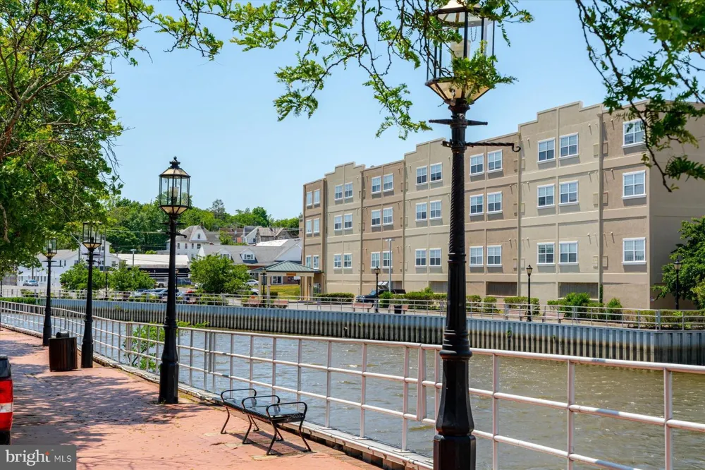 81 W COMMERCE STREET Bridgeton, NJ 08302