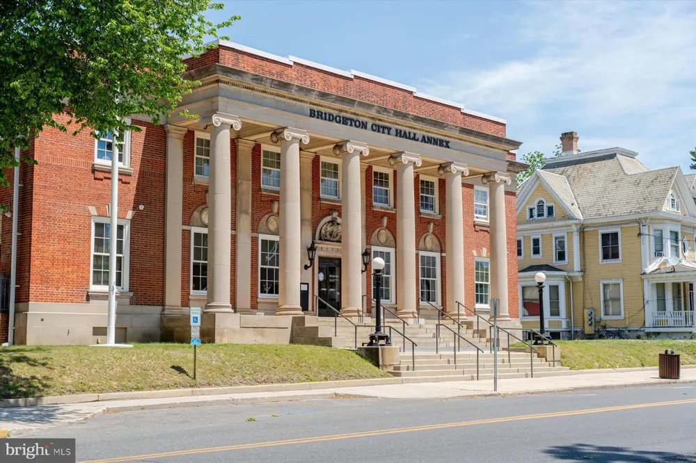 81 W COMMERCE STREET Bridgeton, NJ 08302