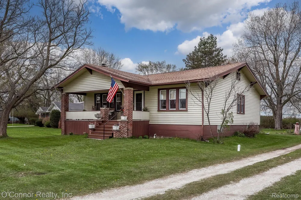 3323 Kinney Road