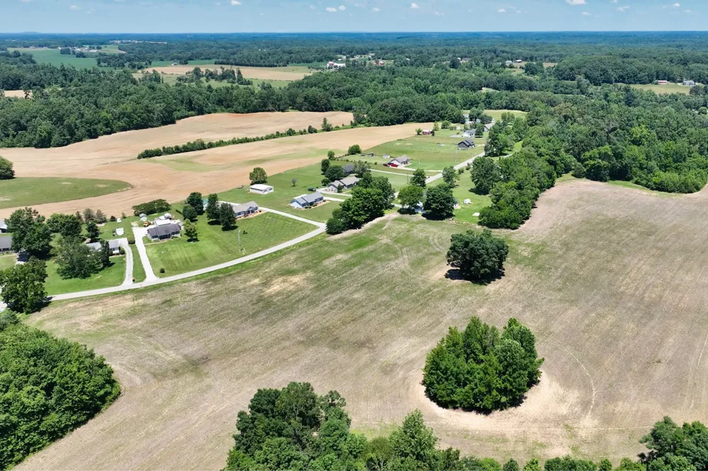 366 Parker Rd Portland, TN 37148