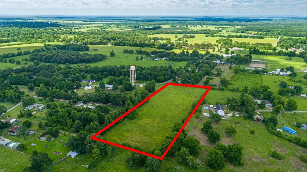 County Road 2065 Hull, TX 77564