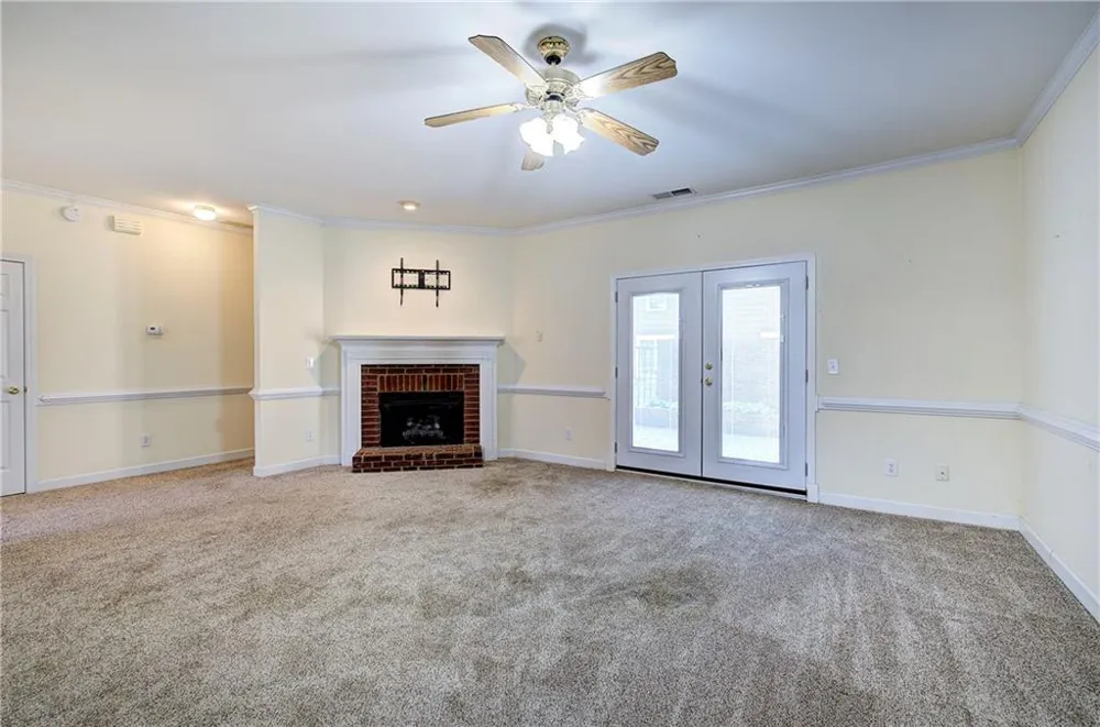 214 Manor Way Cartersville, GA 30120