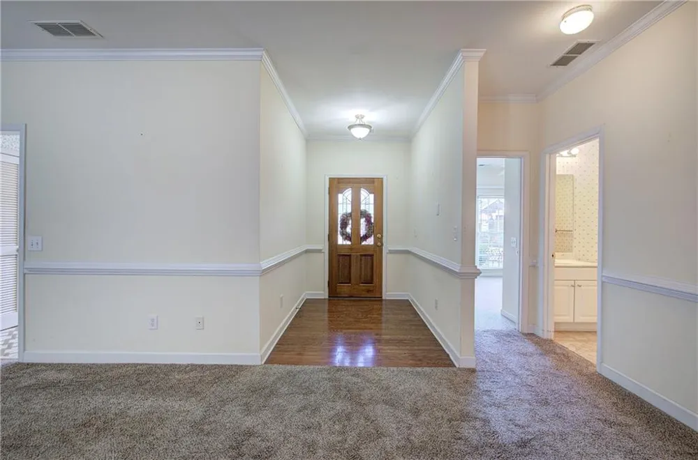 214 Manor Way Cartersville, GA 30120