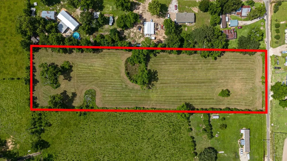 County Road 2060 Hull, TX 77564