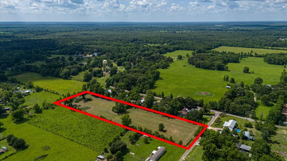 County Road 2060 Hull, TX 77564