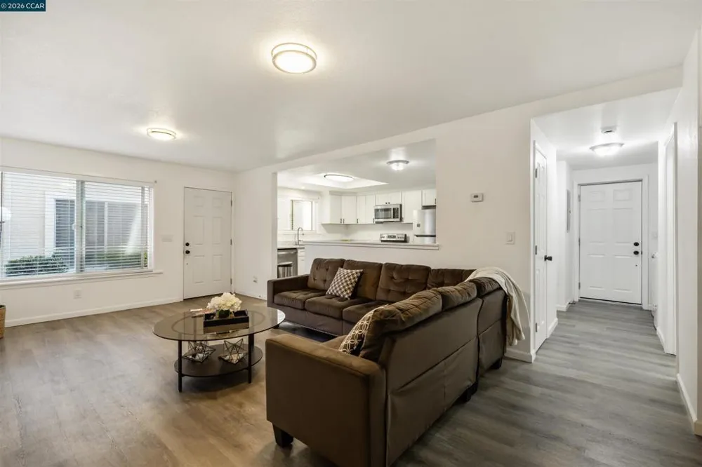 2593 El Portal Dr. #C San Pablo, CA 94806