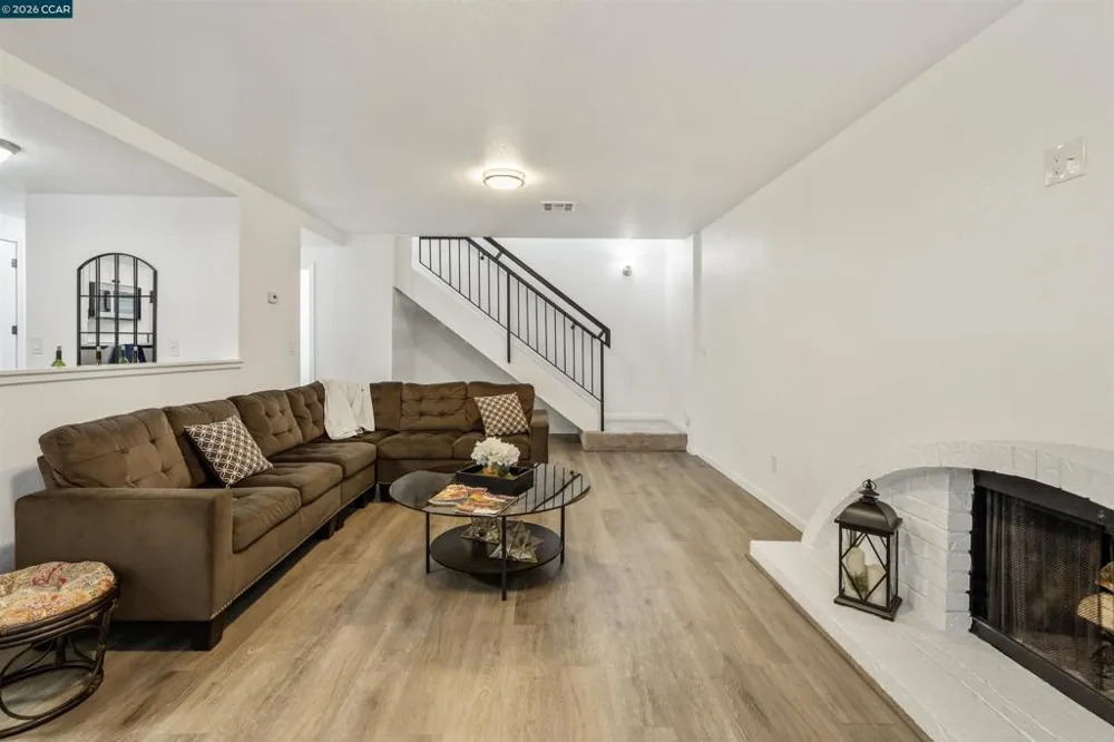 2593 El Portal Dr. #C San Pablo, CA 94806