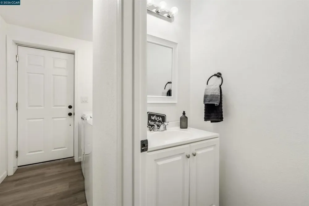 2593 El Portal Dr. #C San Pablo, CA 94806