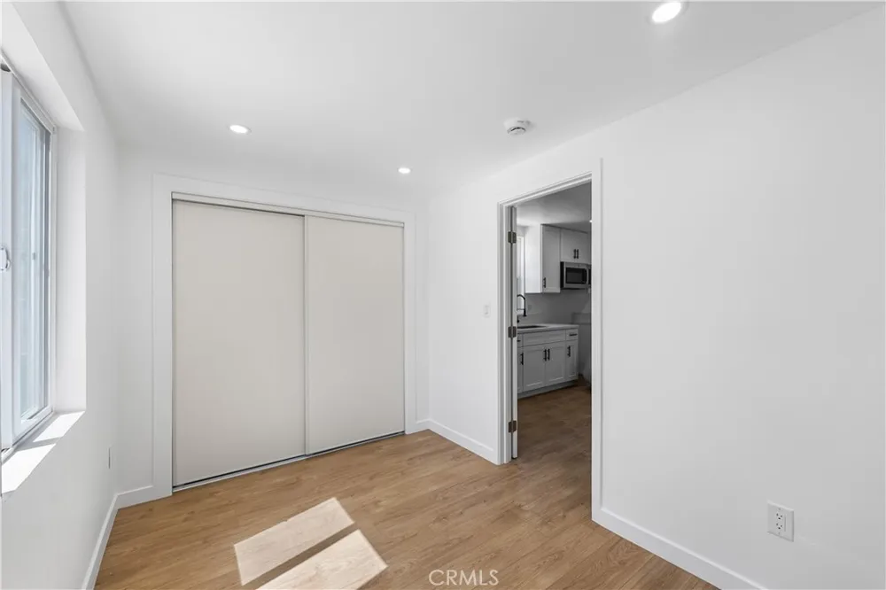 45040 Redwood Avenue Lancaster, CA 93534