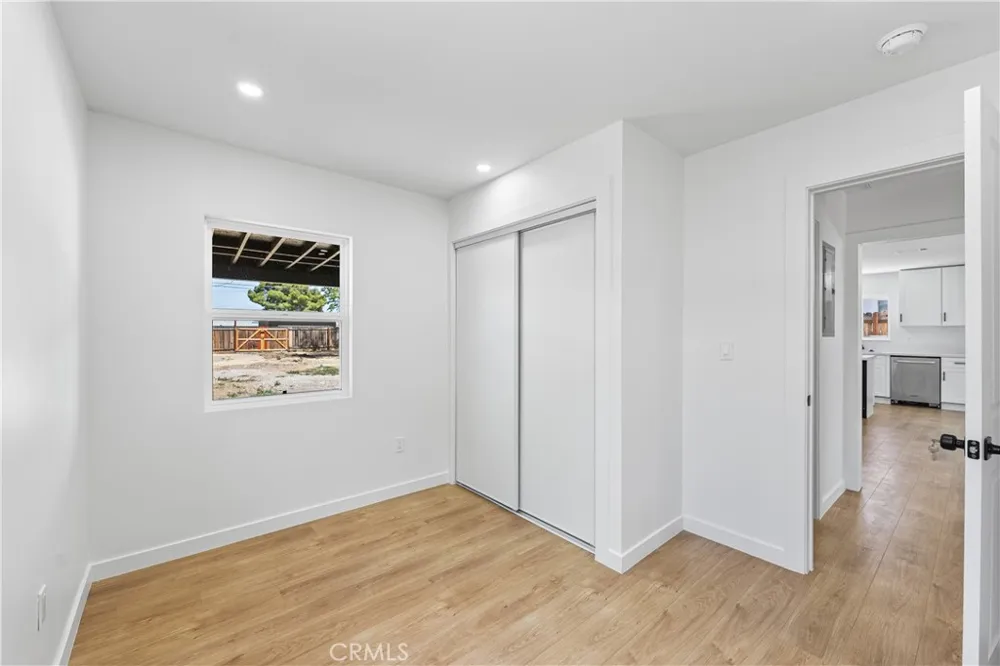45040 Redwood Avenue Lancaster, CA 93534