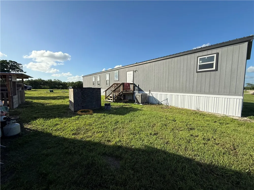 7470 Corrigan Ranch Dr Skidmore, TX 78389