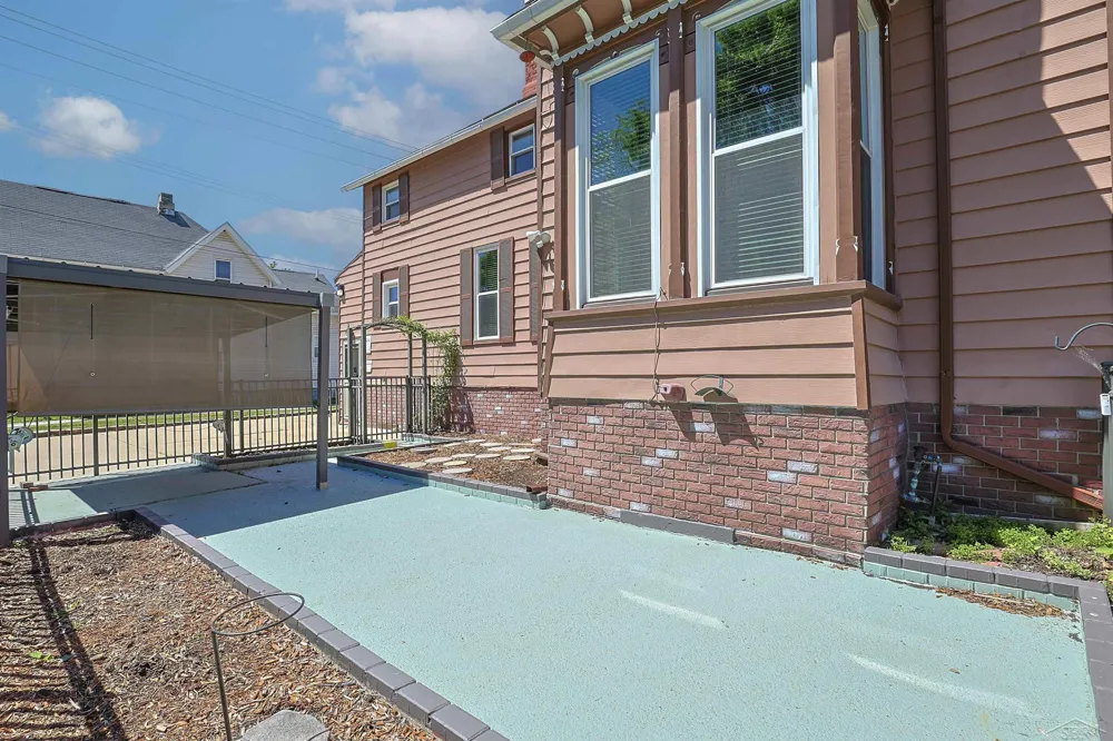 601 Van Buren Street Bay City City, MI 48708