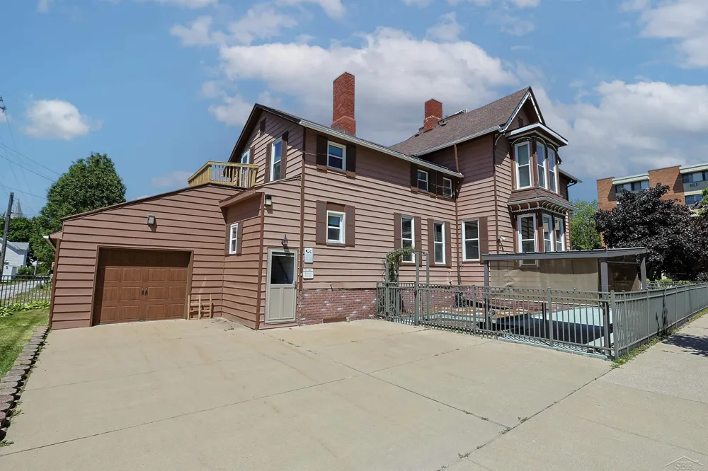 601 Van Buren Street Bay City City, MI 48708