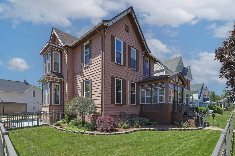 601 Van Buren Street Bay City City, MI 48708