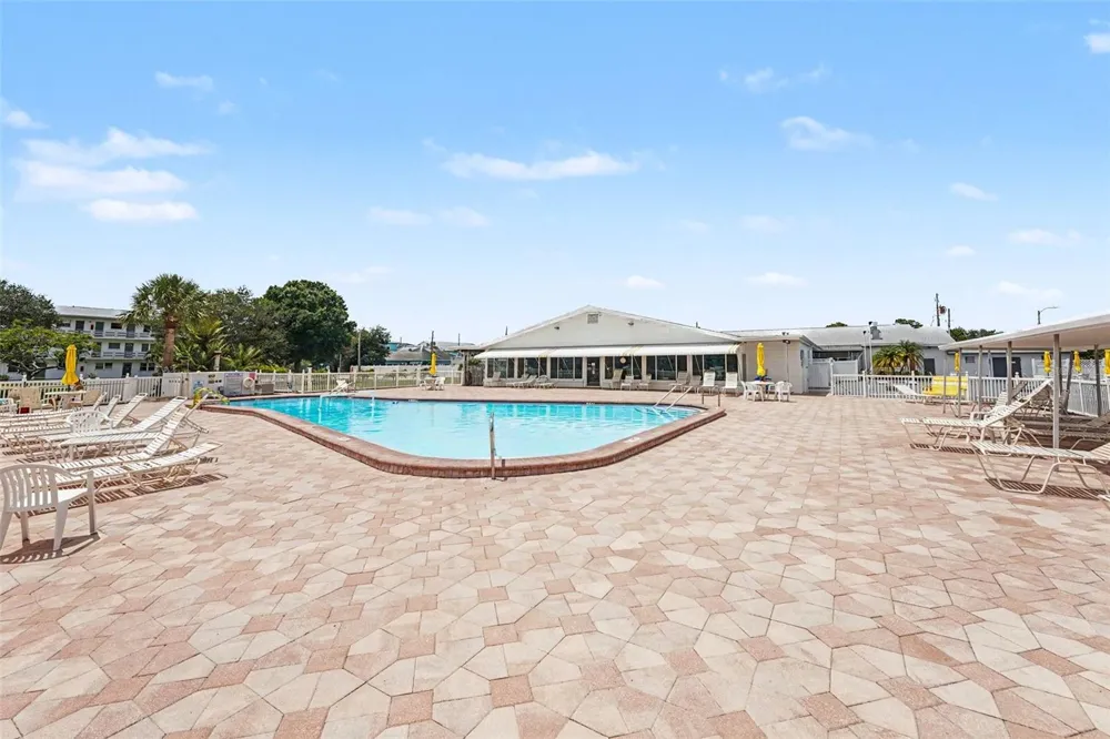 5855 18TH STREET #1 St Petersburg, FL 33714