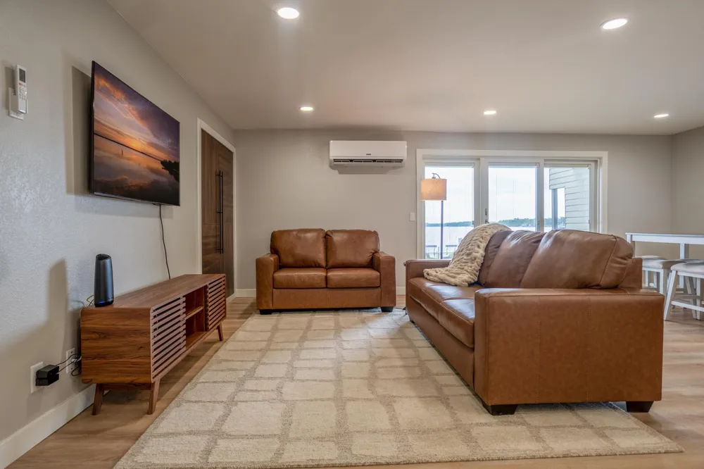 151 Lake Avenue #102 Spicer, MN 56288