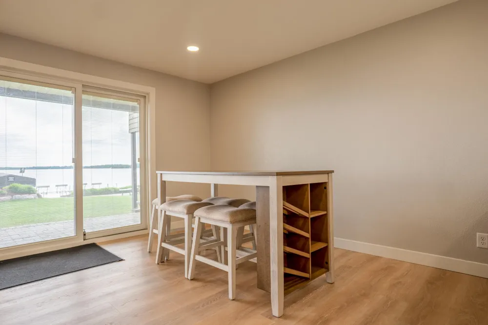 151 Lake Avenue #102 Spicer, MN 56288