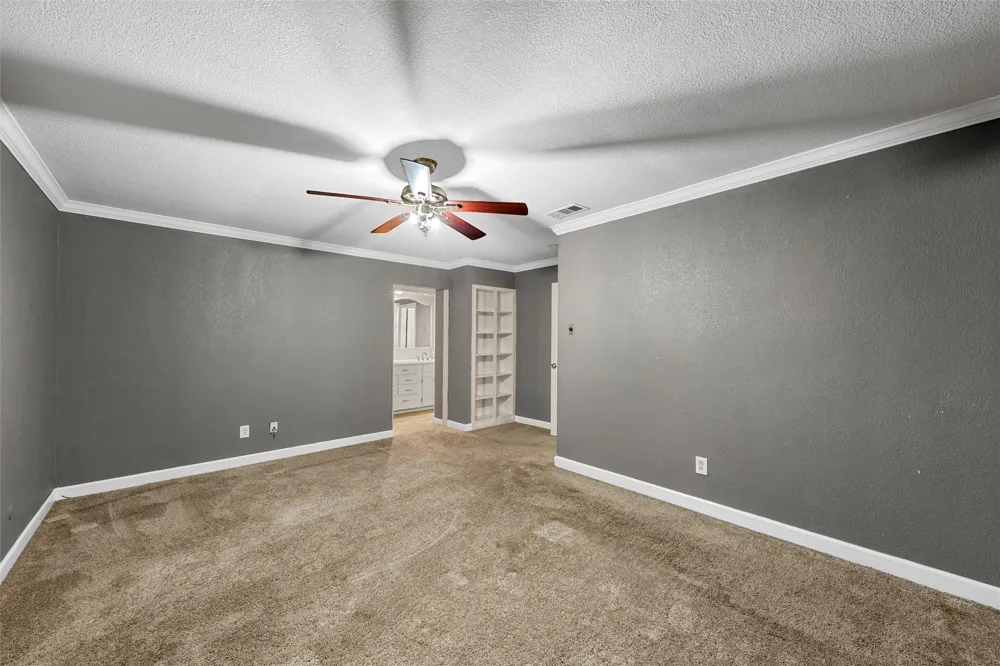 605 Roberts Street West, TX 76691