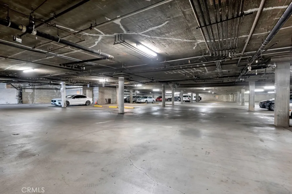 16940 Chatsworth #206 Granada Hills, CA 91344