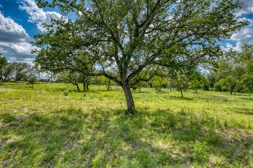 118 Overlook Parkway Horseshoe Bay, TX 78657