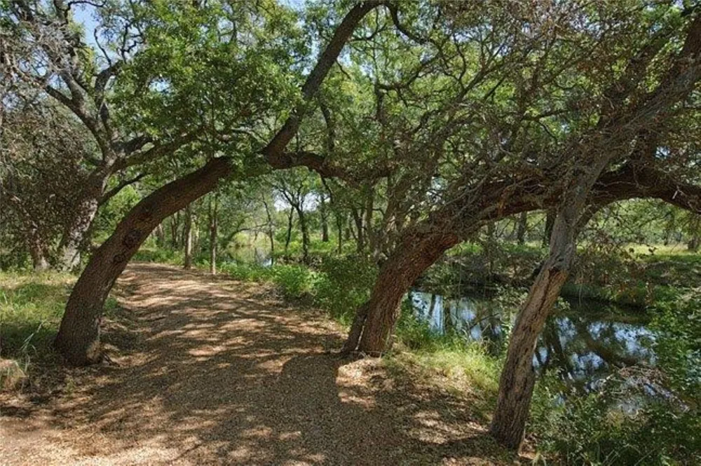 118 Overlook Parkway Horseshoe Bay, TX 78657