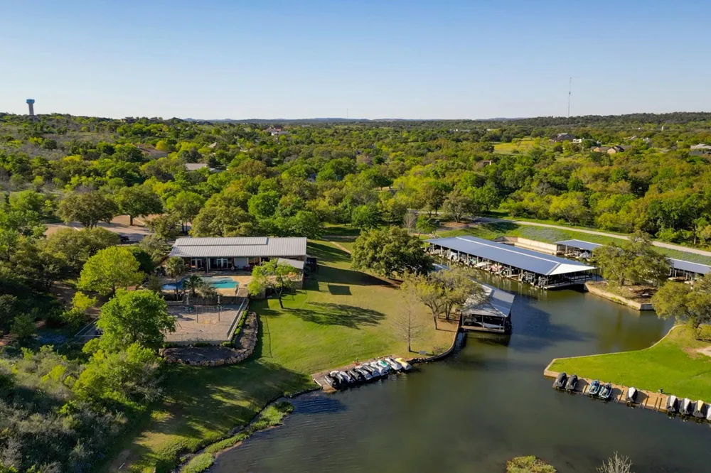 118 Overlook Parkway Horseshoe Bay, TX 78657