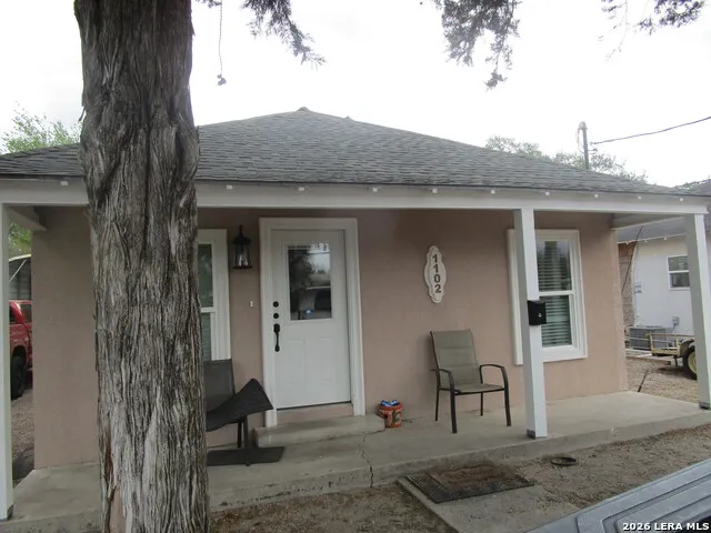 1102 SAINT MARYS ST